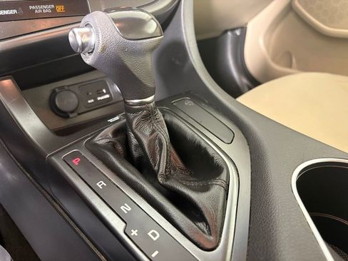 Used 2015 Kia Optima LX image 29