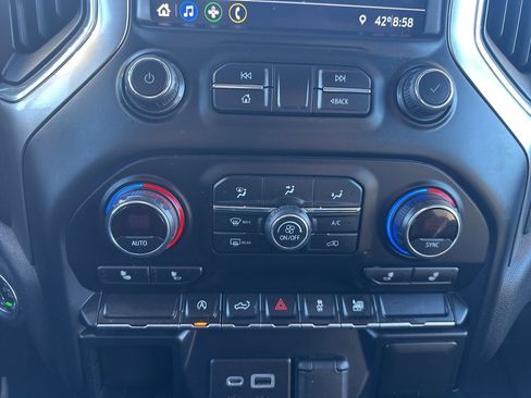 Used 2020 Chevrolet Silverado 1500 LT w/ All-Star Edition image 4