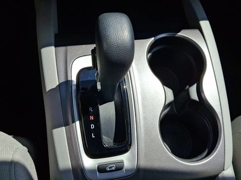 Used 2018 Honda Pilot EX image 16