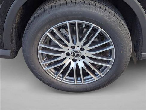 New 2026 Mercedes-Benz GLC 300 image 9