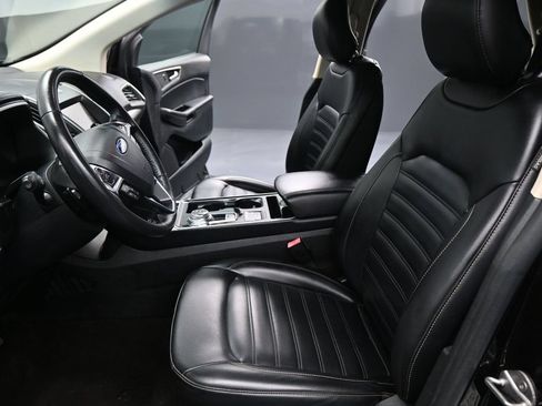 Used 2019 Ford Edge SEL w/ Equipment Group 201A AWD/4WD image 9