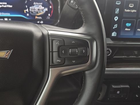 Used 2025 Chevrolet Silverado 2500 LT AWD/4WD image 19