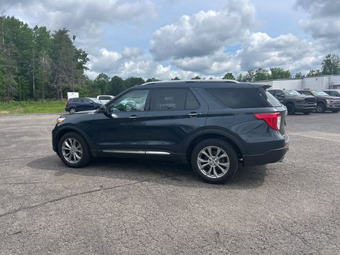 Used 2024 Ford Explorer Limited w/ Equipment Group 301A AWD/4WD image 5