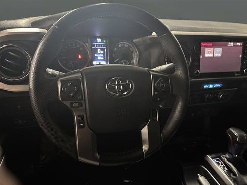 Used 2022 Toyota Tacoma SR5 image 14