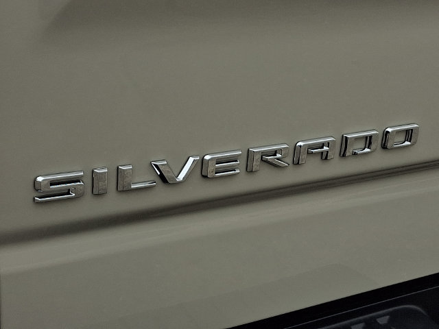 Used 2026 Chevrolet Silverado 1500 High Country w/ Technology Package AWD/4WD image 33