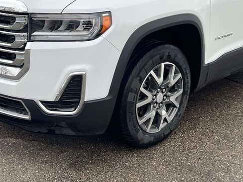 Certified 2023 GMC Acadia SLE w/ Driver Convenience Package image 8