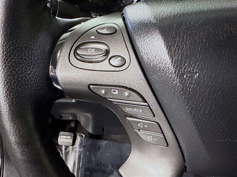 Used 2020 Nissan Murano SL w/ Cargo Package image 14