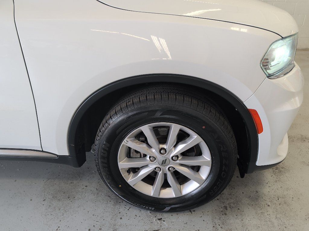 Used 2024 Dodge Durango SXT RWD image 3