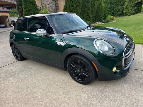 Used 2016 MINI Cooper S FWD image 5