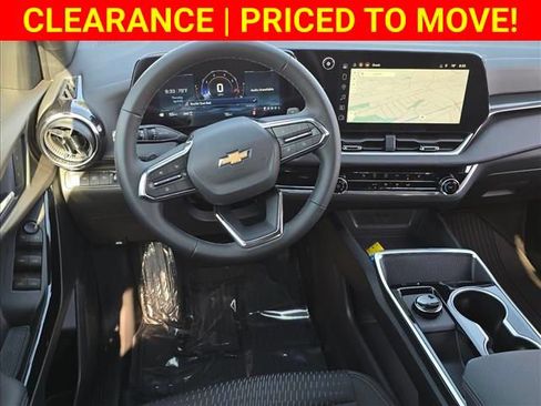 New 2026 Chevrolet Equinox LT AWD/4WD image 18