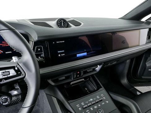 New 2026 Porsche Cayenne Coupe image 13