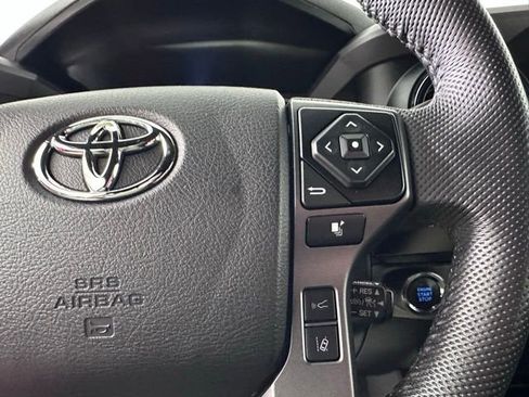Used 2022 Toyota Tacoma TRD Sport AWD/4WD image 23