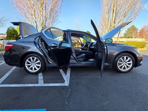 Used 2008 Lexus LS 460 image 24