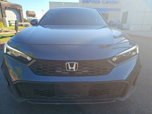 Certified 2025 Honda Civic LX image 6