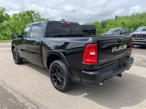 New 2026 RAM 1500 Laramie AWD/4WD image 3