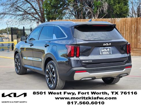New 2025 Kia Sorento EX w/ Panoramic Sunroof Package FWD image 3