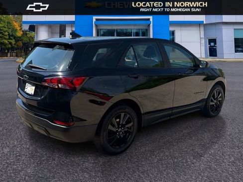 Used 2023 Chevrolet Equinox LS w/ Midnight Edition FWD image 5
