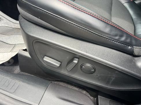 Certified 2023 Ford Escape ST-Line Select AWD/4WD image 19