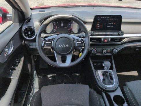Used 2024 Kia Forte LXS FWD image 14