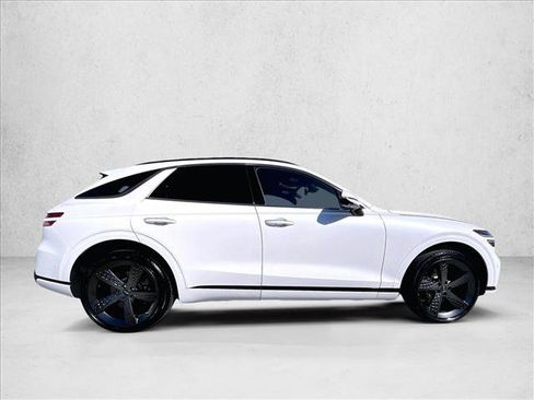 Used 2023 Genesis GV70 2.5T w/ Sport Prestige Package image 5