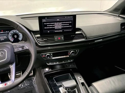Used 2023 Audi SQ5 Premium Plus w/ Premium Plus Package image 9