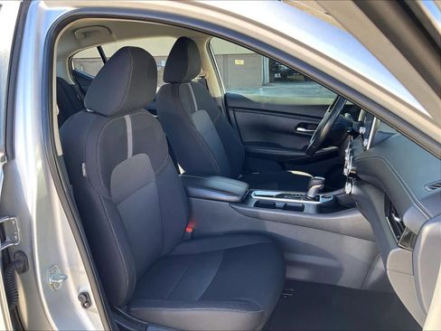 Used 2023 Nissan Sentra SV image 11