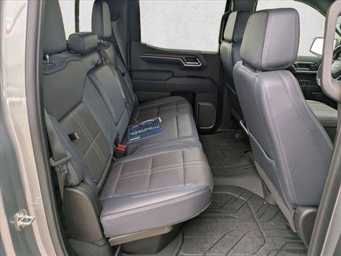Used 2024 Chevrolet Silverado 1500 High Country w/ High Country Premium Package AWD/4WD image 20