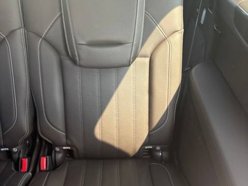 Used 2019 Mercedes-Benz GLS 450 4MATIC image 24