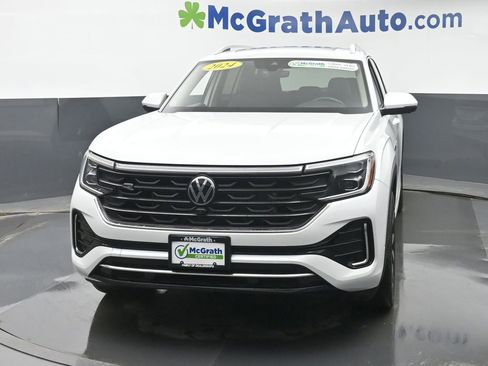 Used 2024 Volkswagen Atlas SEL Premium R-Line image 5