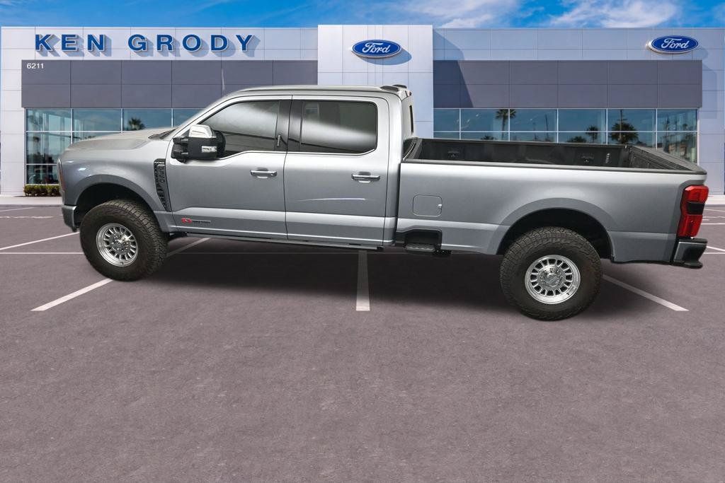 Used 2023 Ford F350 Platinum AWD/4WD image 16