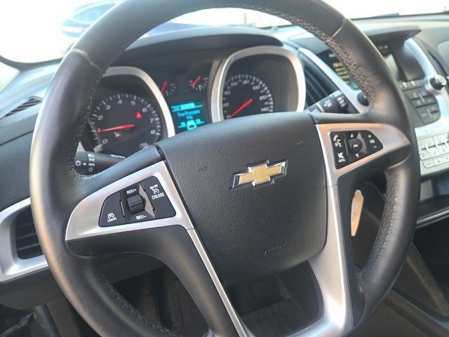 Used 2017 Chevrolet Equinox LT w/ Convenience Package AWD/4WD image 6