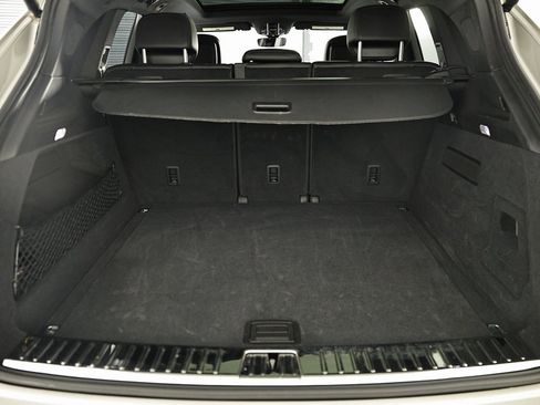 Used 2023 Porsche Cayenne image 31