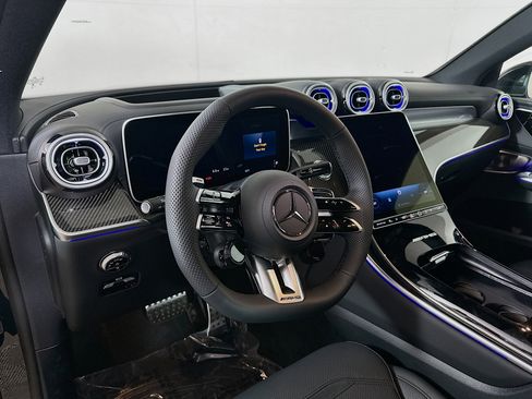New 2025 Mercedes-Benz GLC 63 AMG S image 9