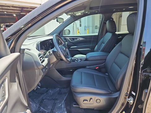 Certified 2024 Chevrolet Traverse LT FWD image 21