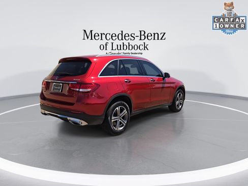 Used 2019 Mercedes-Benz GLC 300 4MATIC image 8