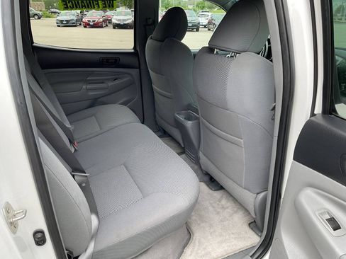 Used 2011 Toyota Tacoma PreRunner w/ TRD Sport Pkg RWD image 37