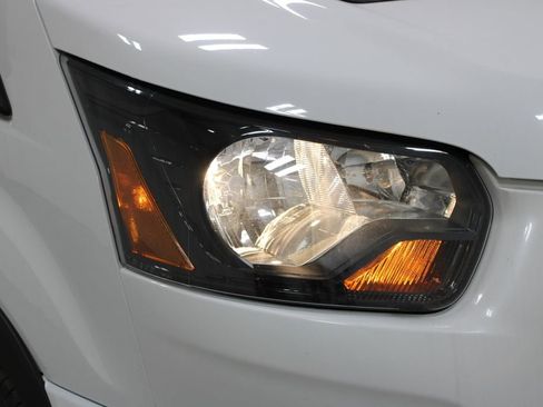 Used 2024 Ford Transit 350 XLT image 12