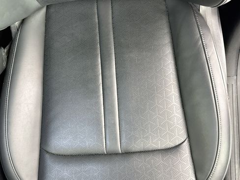 Used 2023 Kia Sorento SX AWD/4WD image 19