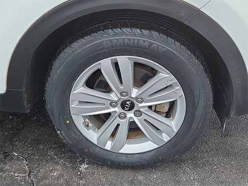 Used 2018 Kia Sportage LX image 8