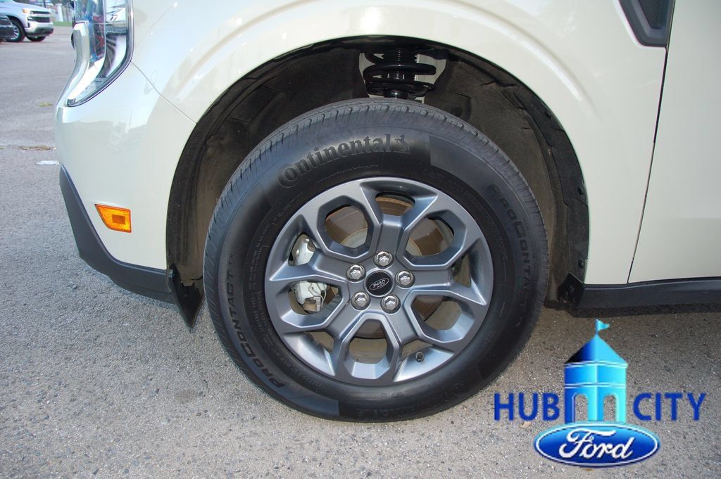 Used 2025 Ford Maverick XLT FWD image 9