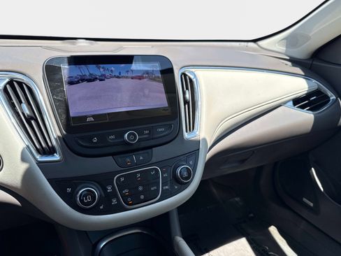 Used 2024 Chevrolet Malibu LT FWD image 24