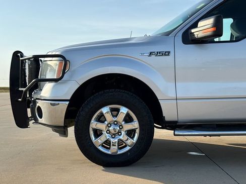 Used 2014 Ford F150 XLT w/ Equipment Group 302A Luxury AWD/4WD image 5
