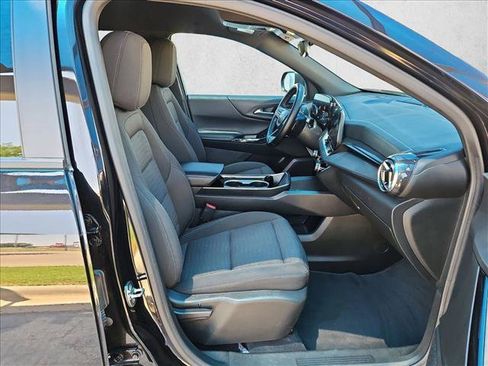 Used 2025 Chevrolet Equinox LT AWD/4WD image 27