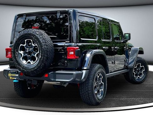 Used 2023 Jeep Wrangler Unlimited Rubicon 4xe w/ Cold Weather Group AWD/4WD image 6