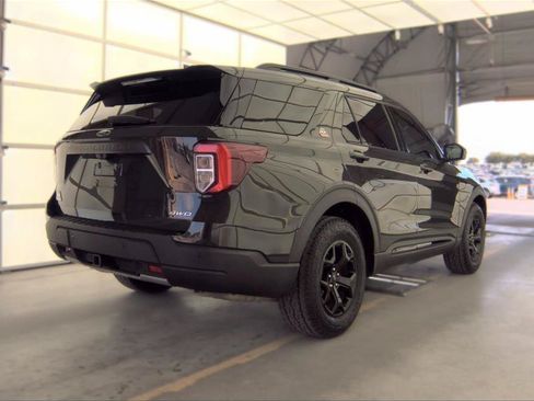 Used 2023 Ford Explorer Timberline w/ Timberline Technology Package AWD/4WD image 9