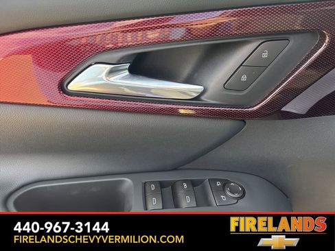 New 2026 Chevrolet Traverse Z71 w/ Driver Confidence Package image 14