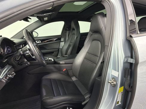Used 2019 Porsche Panamera image 5