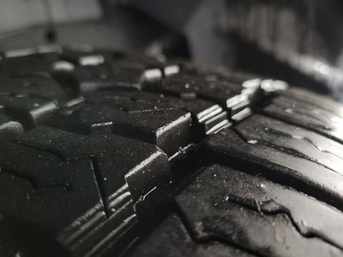 Used 2017 Nissan Titan SL image 13