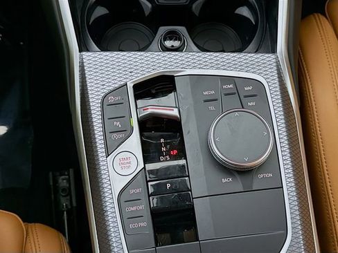 New 2026 BMW 330i xDrive Sedan w/ Convenience Package image 17