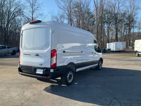 New 2026 Ford Transit 250 148 Medium Roof RWD image 5